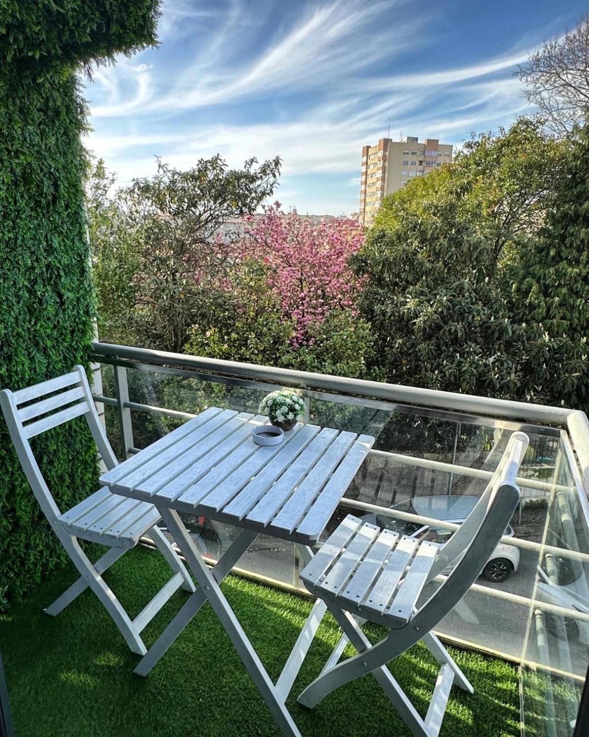 Modern Private Suite With Balcony & Bathroom - King And Queen Beds Vila Nova de Gaia Ngoại thất bức ảnh